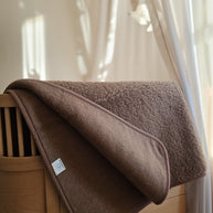 Merino wollen ledikantdeken