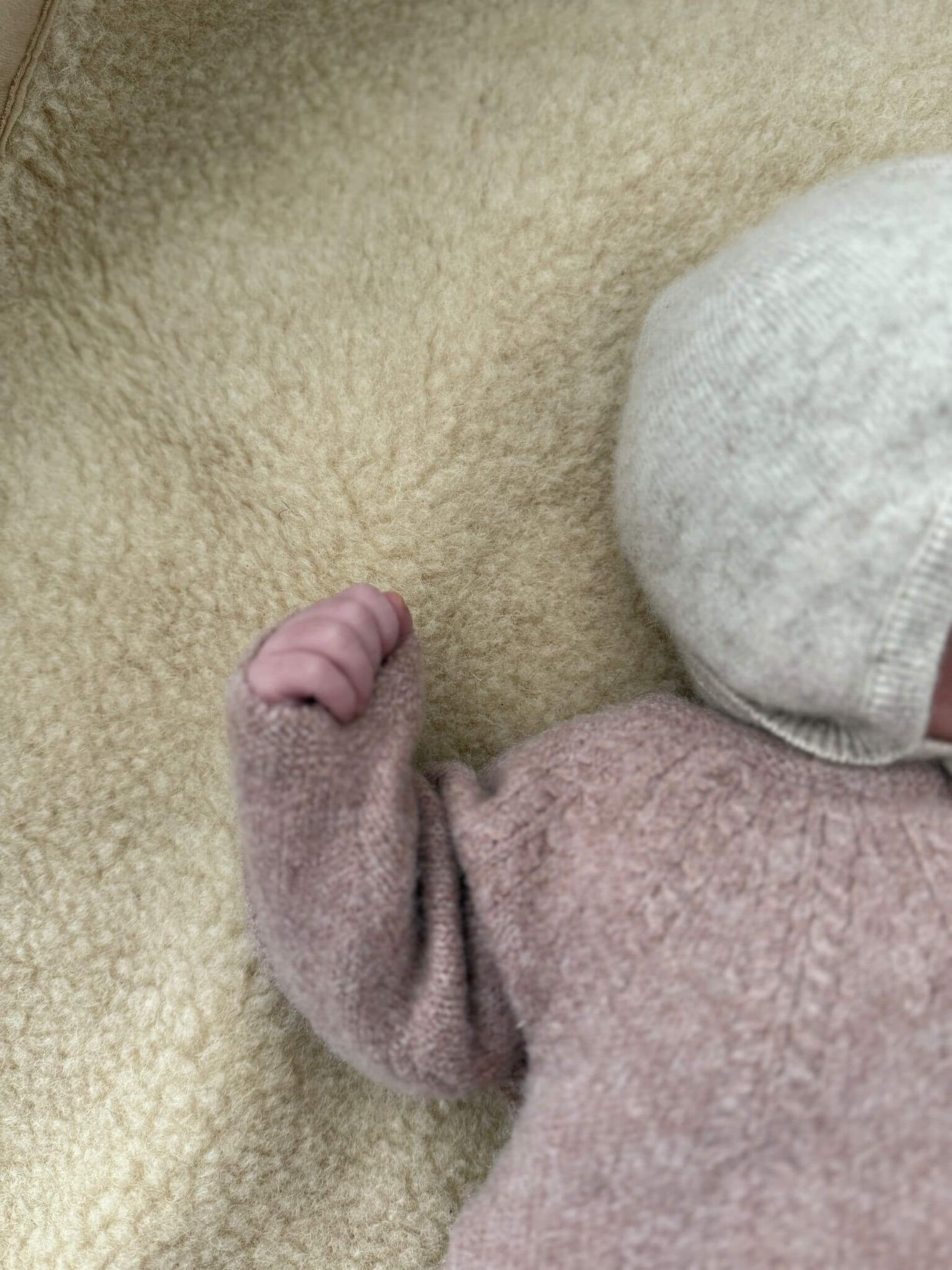 Merino wollen onderlegger ledikant