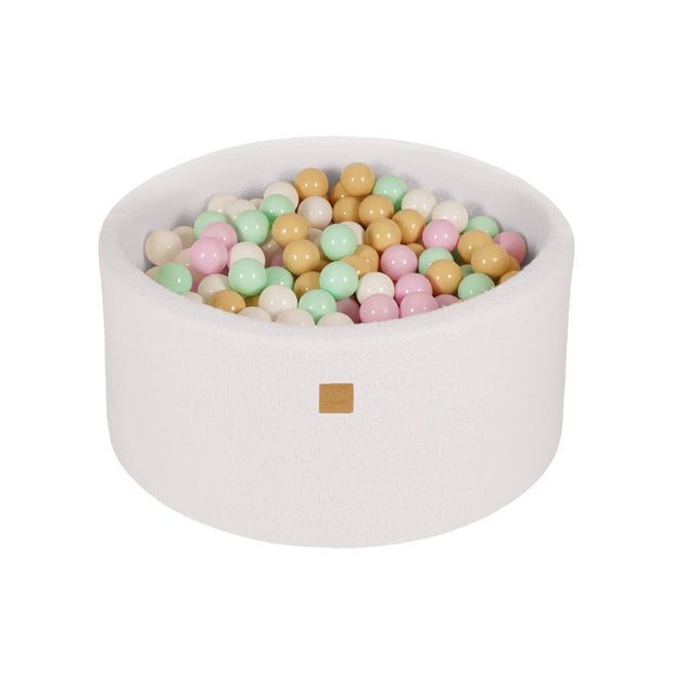 MeowBaby Ballenbak Boucle Wit gevuld met 300 pastelroze, mint, wit en beige ballen