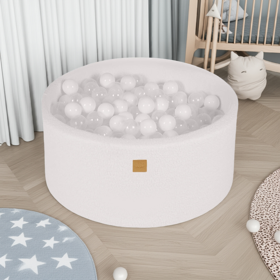 MeowBaby Ballenbak Boucle Wit met 300 veilige, transparante ballen in lichte speelkamer