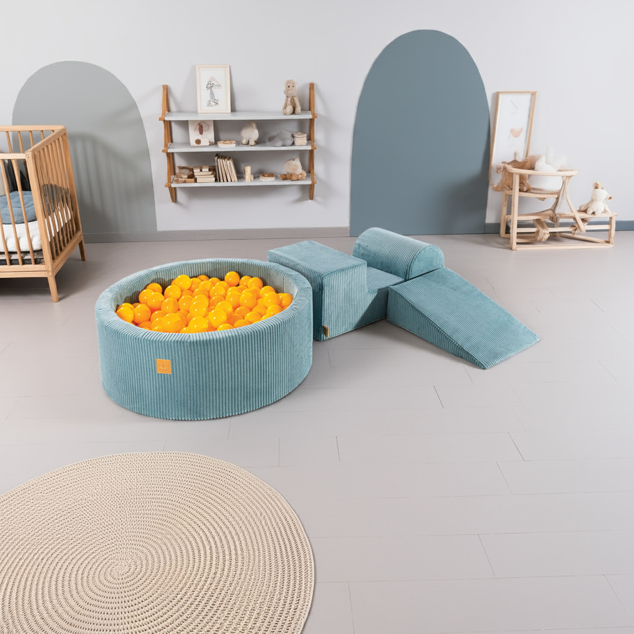 MeowBaby Speelset met Ballenbak Rib Blauw - Geel met 200 ballen in lichte kinderkamer