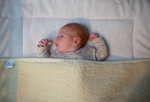 Merino wollen wiegdeken