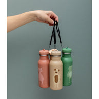 Trixie Drinkfles Mr Dog 500 ml in drie kleuren met speelse dierenprint en draagband