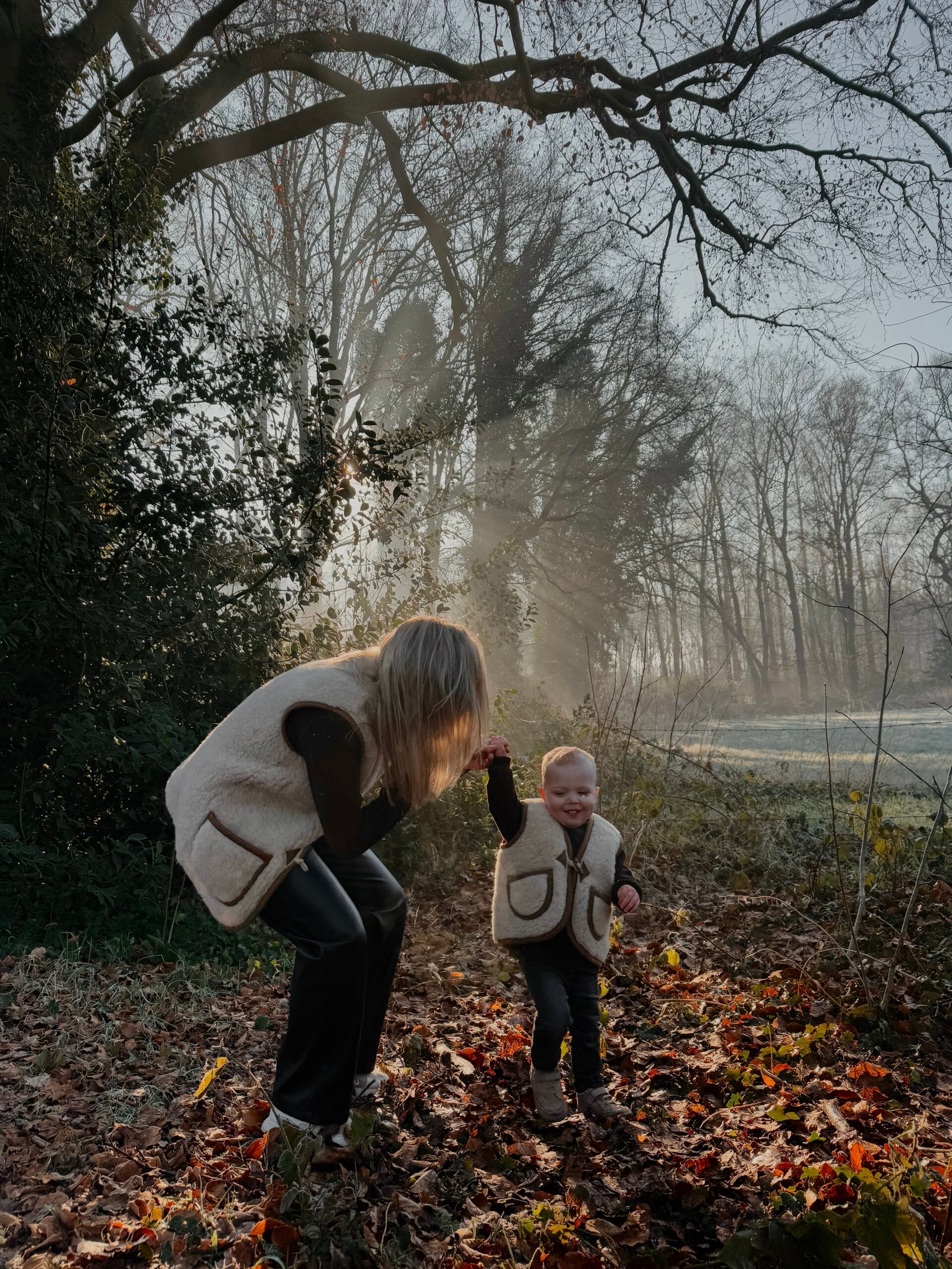 Merino wollen bodywarmer volwassenen met houten touwtjes
