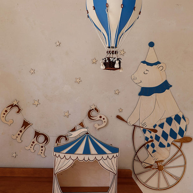 Houten wanddecoratie - Meneer Beer op zijn Circusfiets