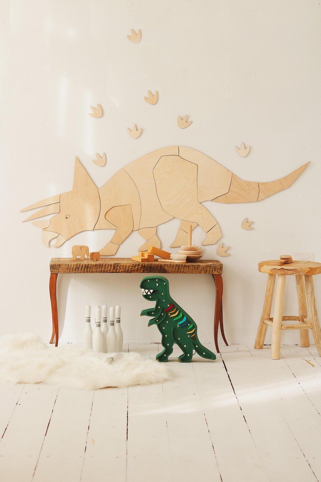 Cut It Now houten wanddecoratie Dinosaur Triceratops in puzzelstijl voor kinderkamer