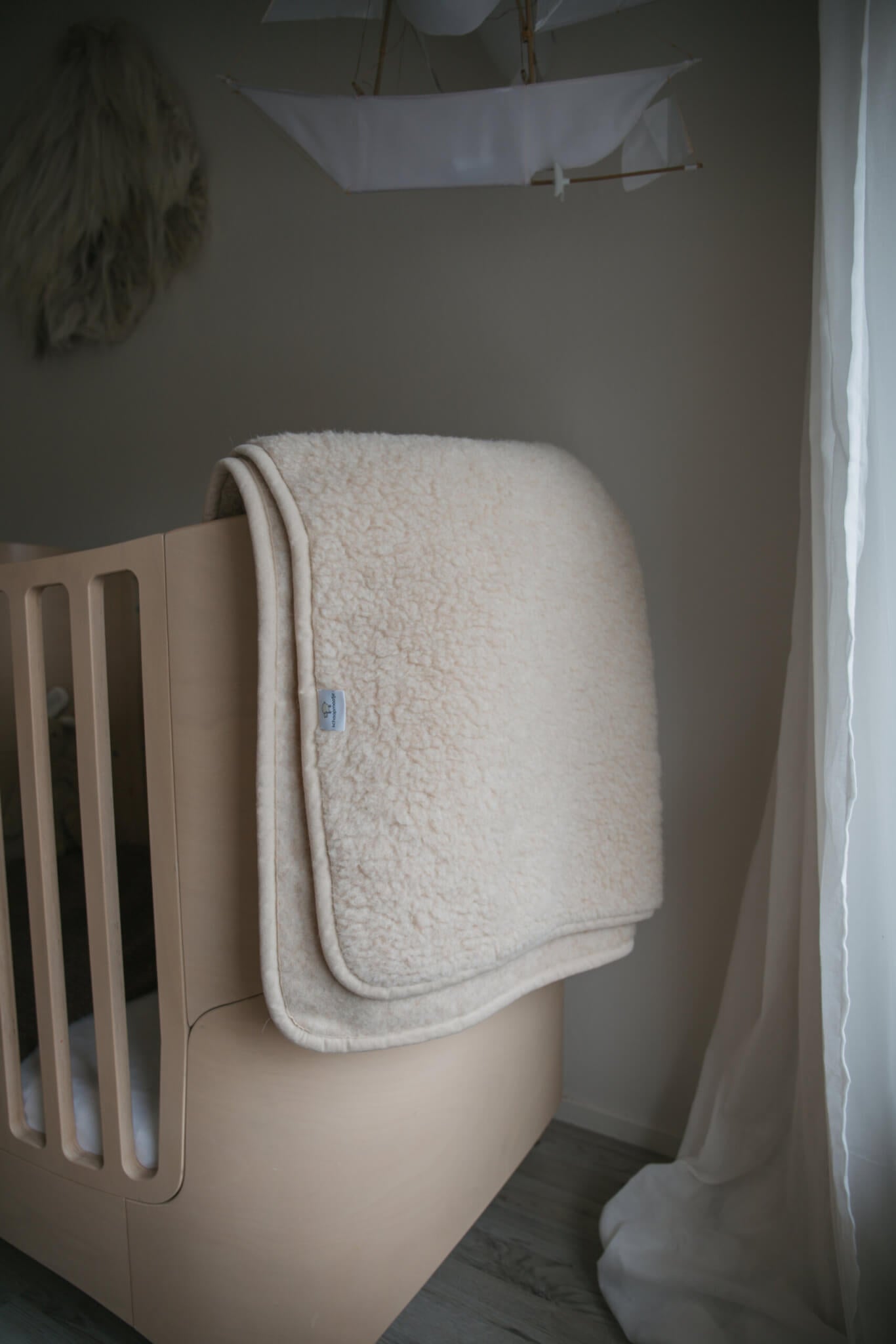 Merino wollen ledikantdeken